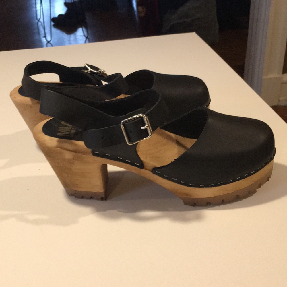 MIA heeled clogs